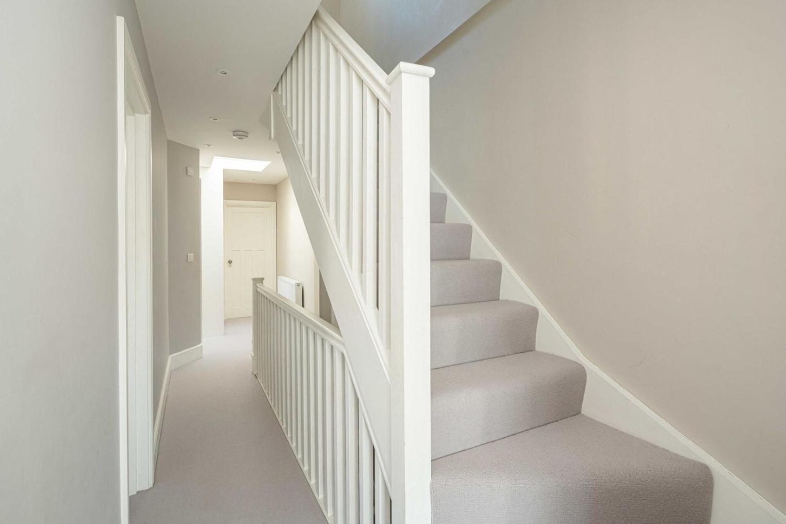 Stylish Crouch End 2b2b Flat - Sleeps 6 Londres